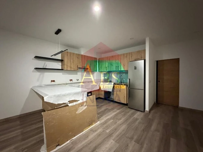 Apartamento T2 para Venda em Vila Verde e Barbudo Foto 5