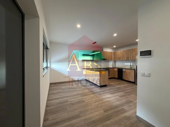 Apartamento T2 para Venda em Vila Verde e Barbudo Foto 21