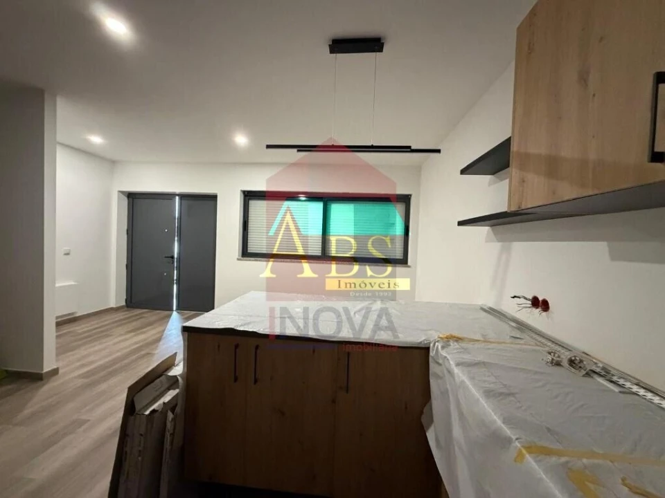 Apartamento T2 para Venda em Vila Verde e Barbudo Foto 7