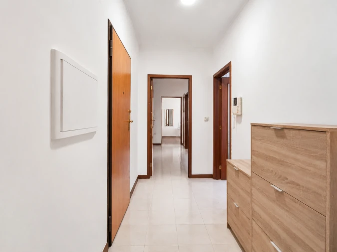 Apartamento T2 para Venda em Romariz Foto 6