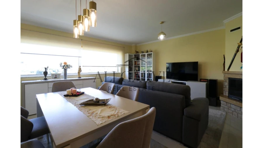 Apartamento T2 para Venda em Alvor Foto 5
