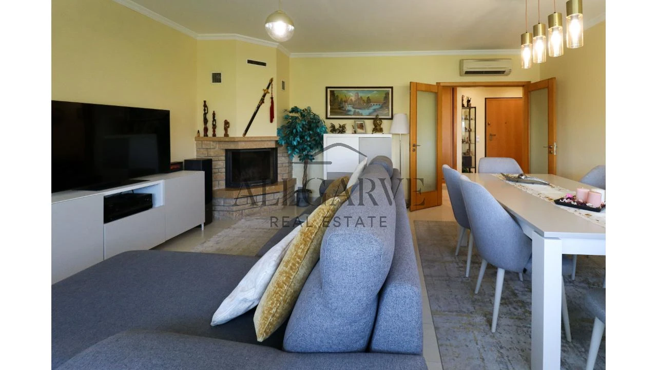 Apartamento T2 para Venda em Alvor Foto 8