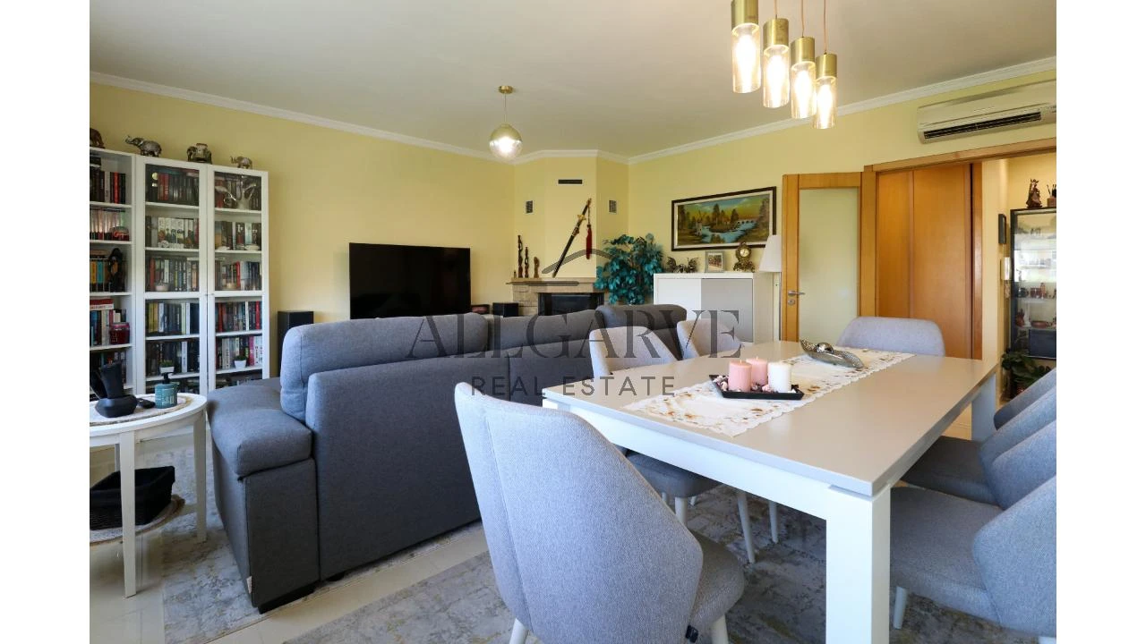 Apartamento T2 para Venda em Alvor Foto 12