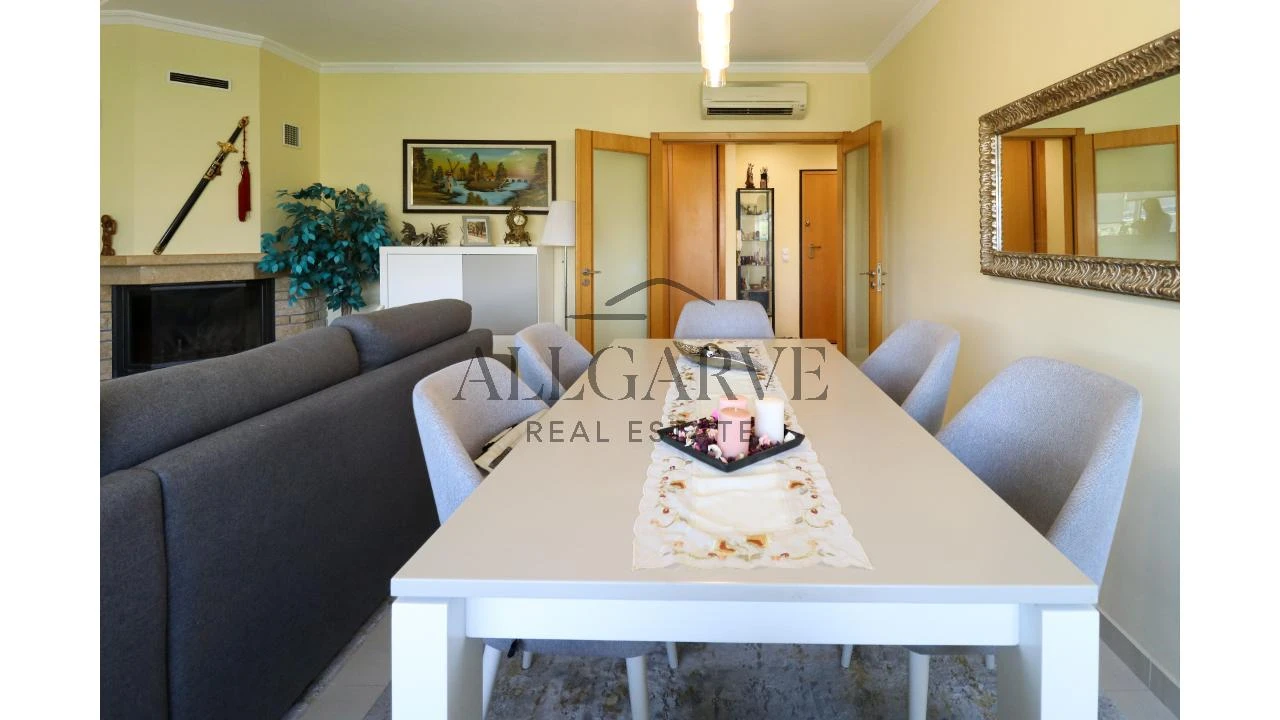 Apartamento T2 para Venda em Alvor Foto 13
