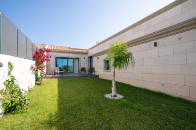 Moradia T4 para Venda em Boliqueime