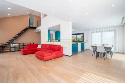 Moradia T4 para Venda em Boliqueime