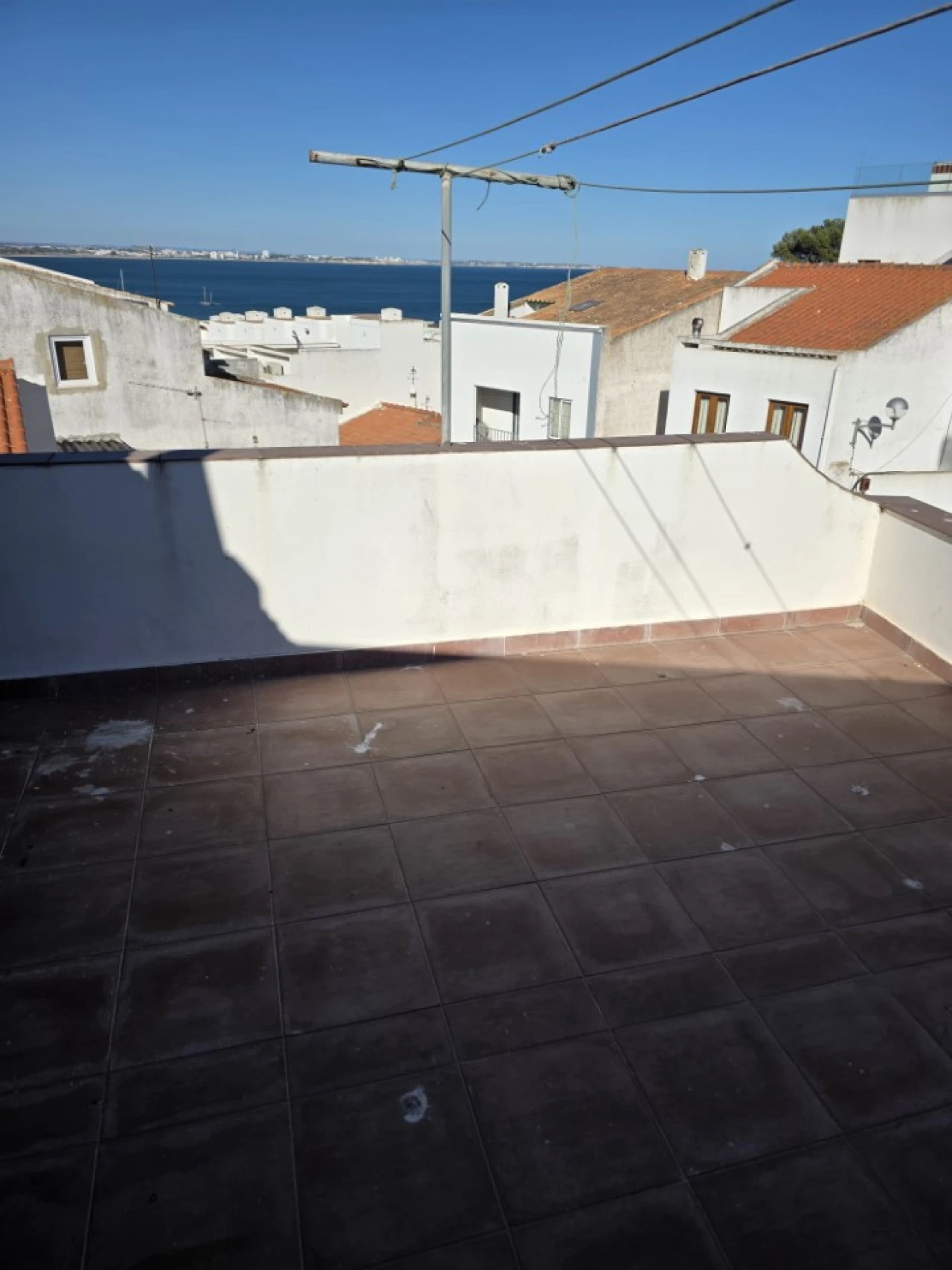 Moradia T3 para Venda em Lagos (São Sebastião e Santa Maria) Foto 2