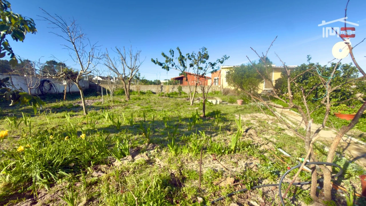 Moradia T2 para Arrendamento em Quinta do Anjo Foto 26