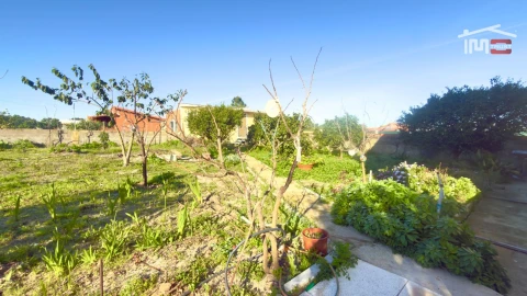 Moradia T2 para Arrendamento em Quinta do Anjo