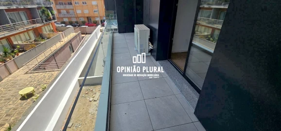 Apartamento T4 para Venda em Gulpilhares e Valadares