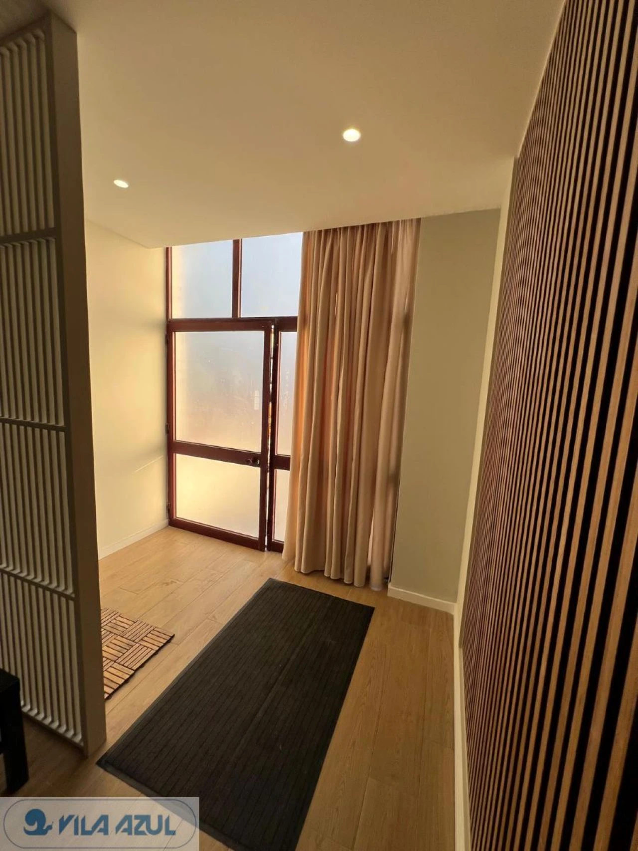 Apartamento T4 para Venda em Vilarinho das Cambas Foto 2