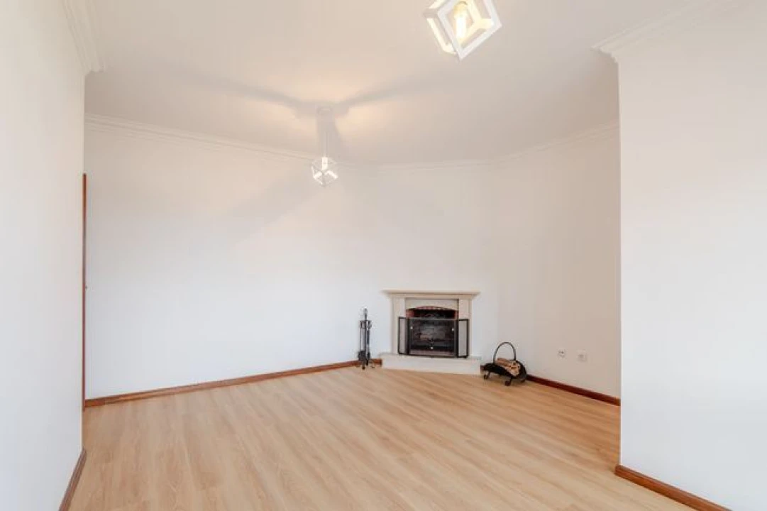 Apartamento T1 para Venda em Pedroso e Seixezelo Foto 2