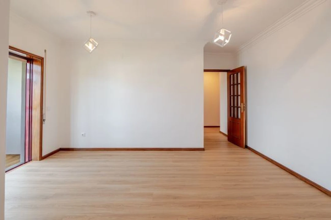Apartamento T1 para Venda em Pedroso e Seixezelo Foto 3