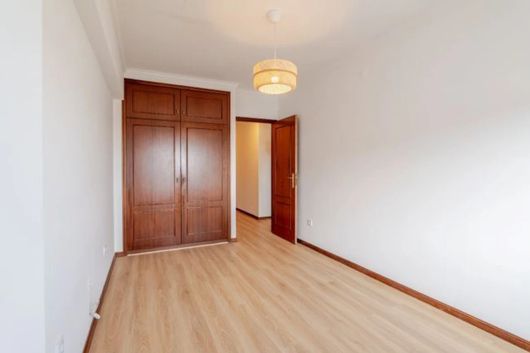 Apartamento T1 para Venda em Pedroso e Seixezelo Foto 7