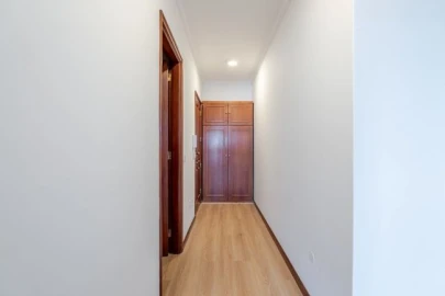 Apartamento T1 para Venda em Pedroso e Seixezelo