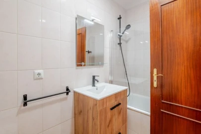 Apartamento T1 para Venda em Pedroso e Seixezelo