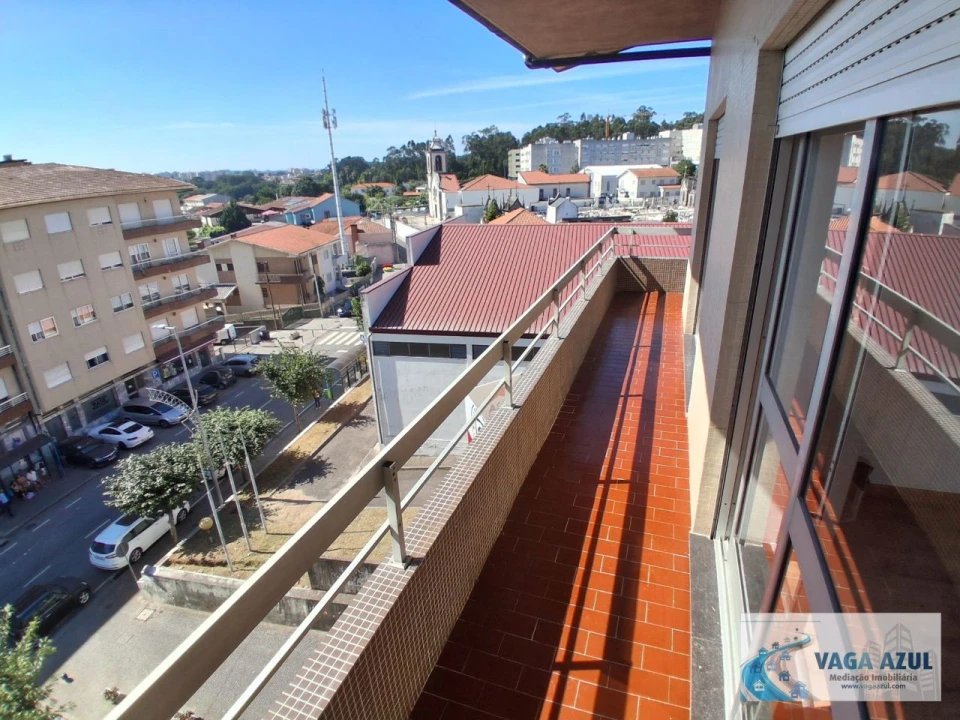 Apartamento T3 para Venda em Fânzeres e São Pedro da Cova Foto 10