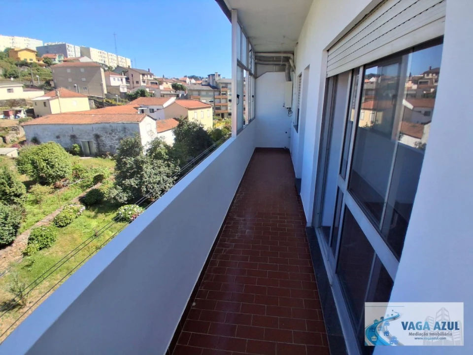 Apartamento T3 para Venda em Fânzeres e São Pedro da Cova Foto 18