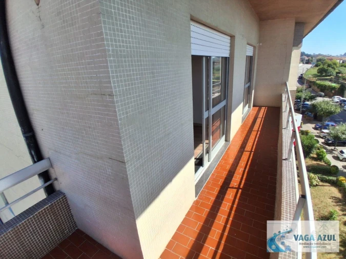 Apartamento T3 para Venda em Fânzeres e São Pedro da Cova Foto 11