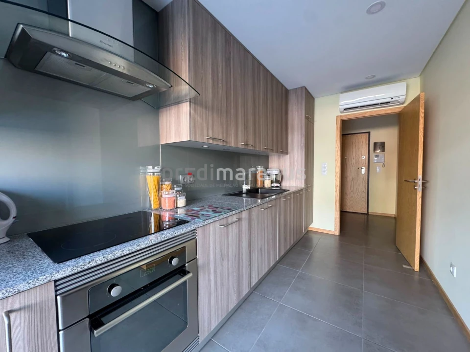 Apartamento T2 para Venda em Freixo de Cima e de Baixo Foto 3