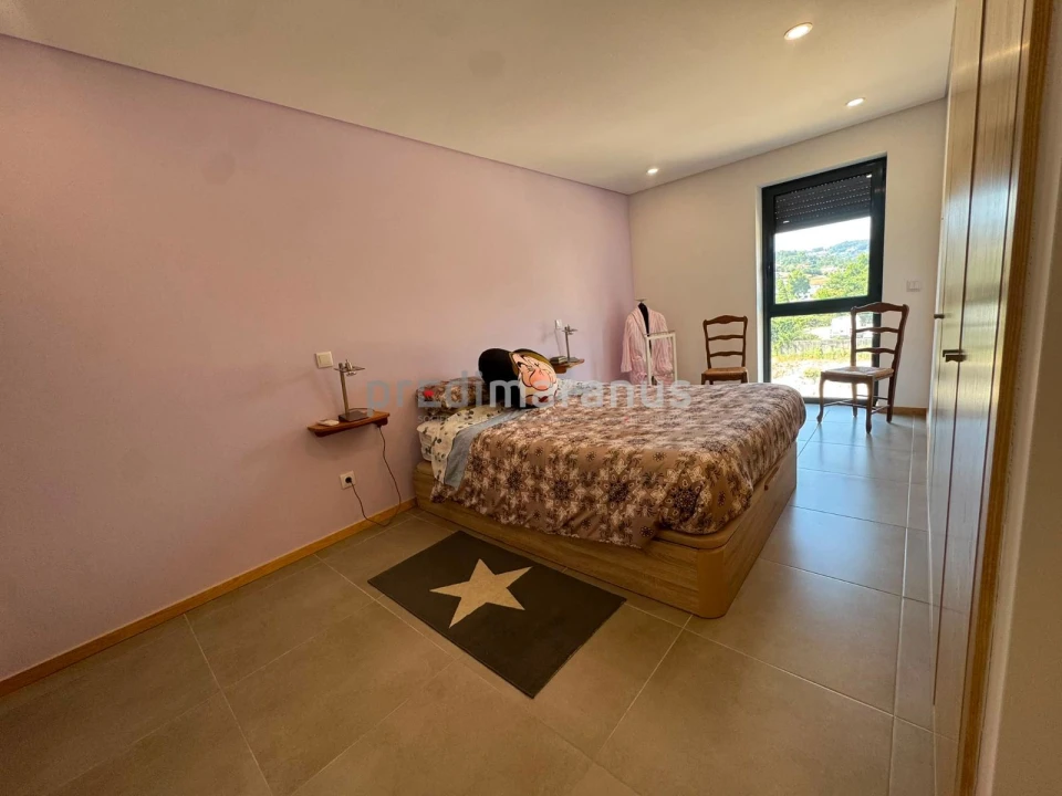 Apartamento T2 para Venda em Freixo de Cima e de Baixo Foto 13
