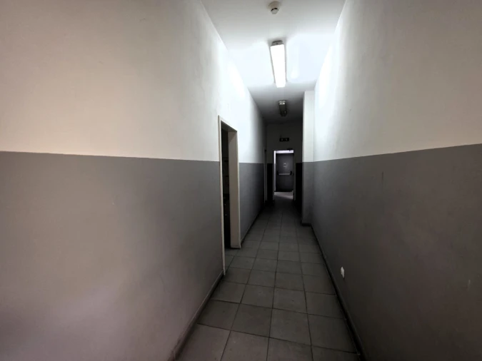 Armazém para Arrendamento em Canelas Foto 18