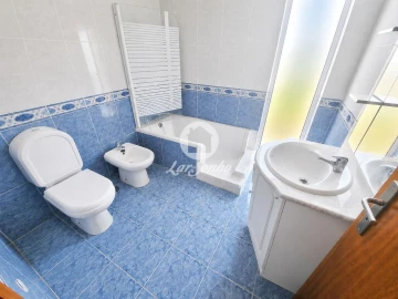 Moradia T3 para Venda em Perelhal