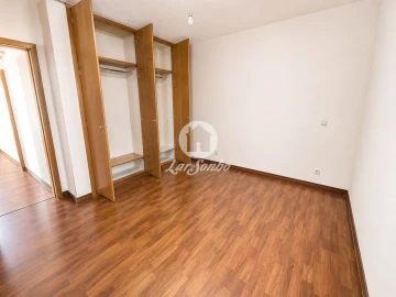 Moradia T3 para Venda em Perelhal