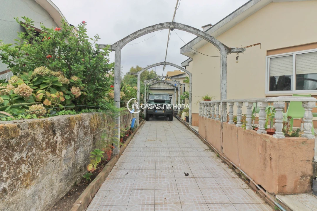 Moradia T4 para Venda em São Mamede de Infesta e Senhora da Hora Foto 2