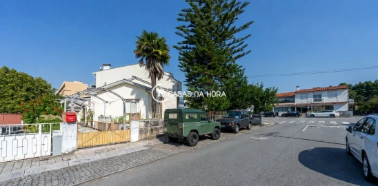 Moradia T4 para Venda em São Mamede de Infesta e Senhora da Hora