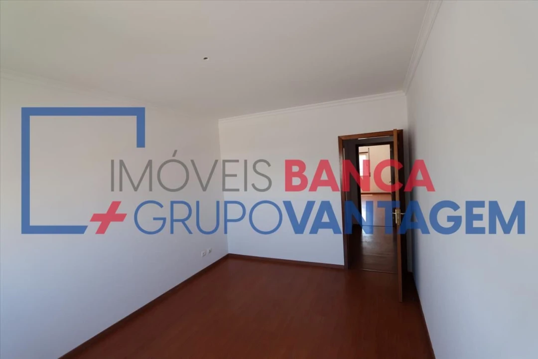 Apartamento T2 para Venda em Alto do Seixalinho, Santo André e Verderena Foto 13