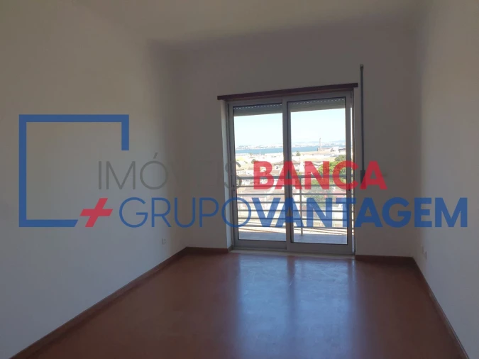 Apartamento T2 para Venda em Alto do Seixalinho, Santo André e Verderena Foto 6