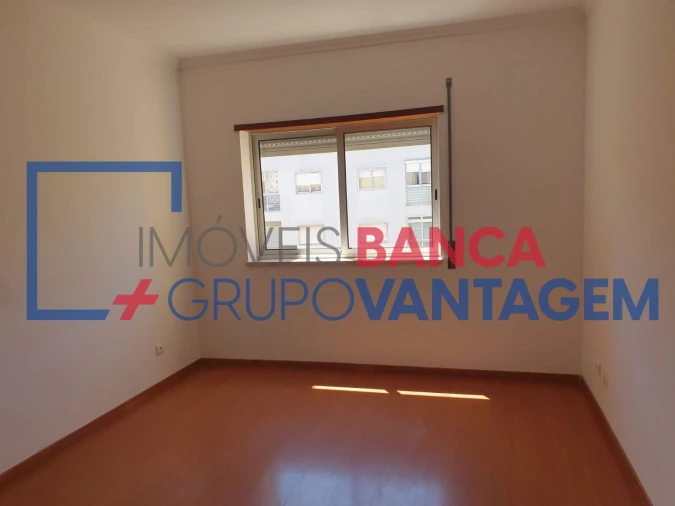 Apartamento T2 para Venda em Alto do Seixalinho, Santo André e Verderena Foto 8