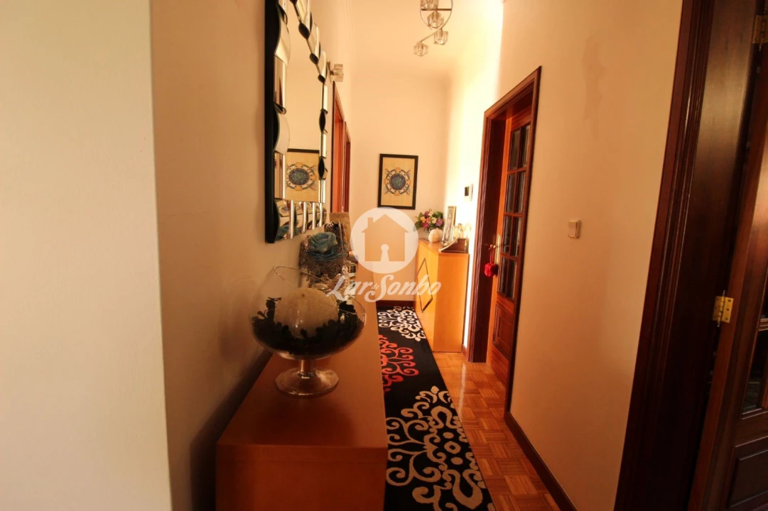 Moradia T3 para Venda em Golães Foto 7