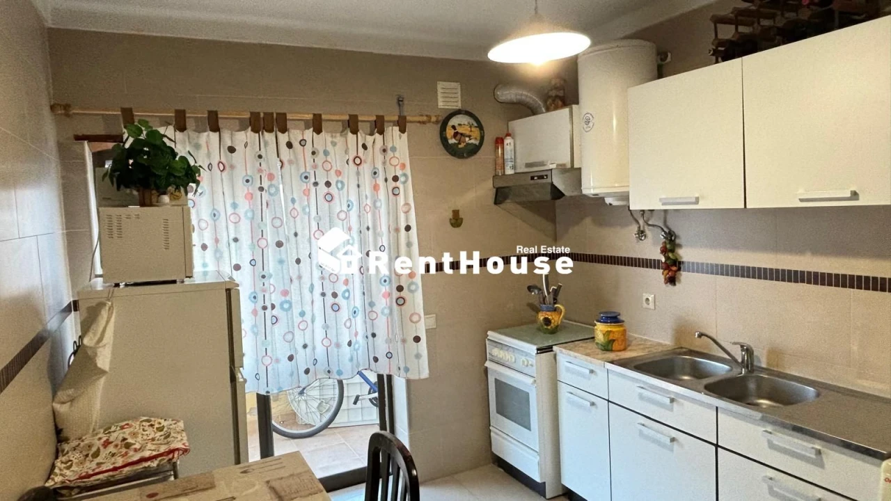 Apartamento T2 para Arrendamento em Buarcos Foto 2
