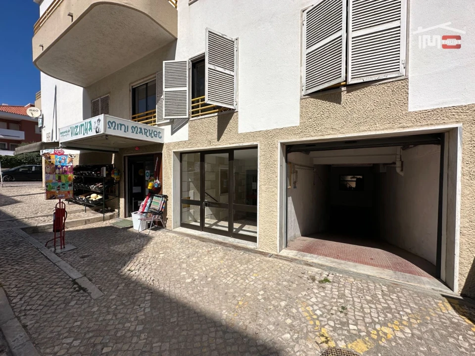 Negócio para Arrendamento em Costa da Caparica Foto 1