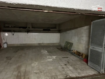 Negócio para Arrendamento em Costa da Caparica