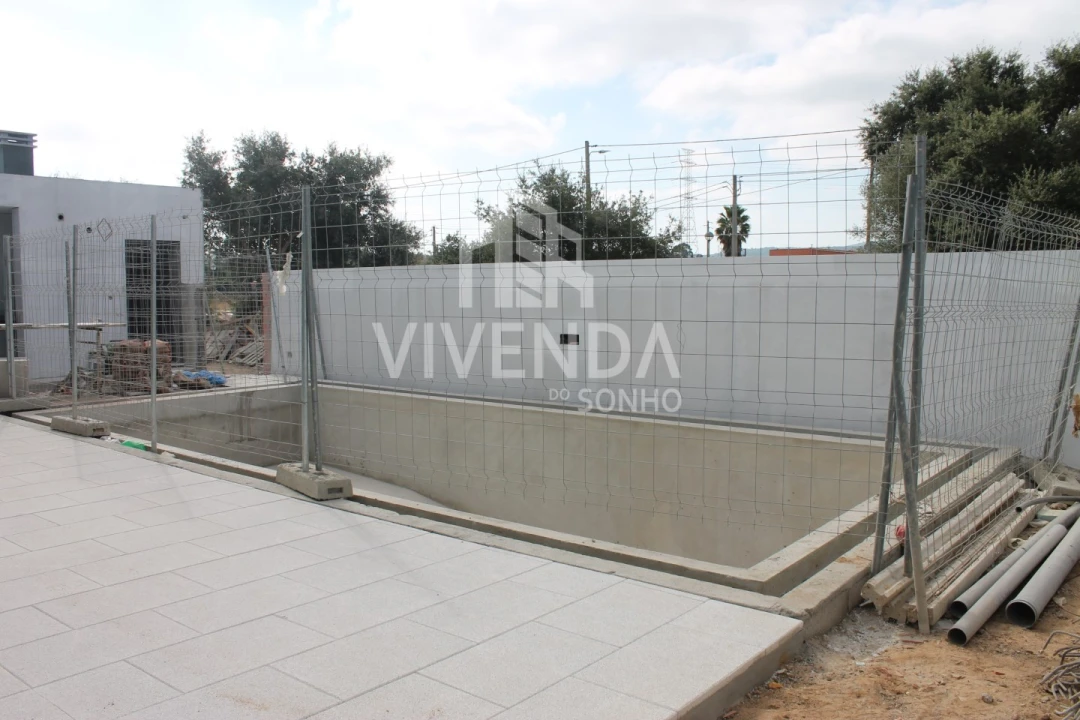 Moradia T4 para Venda em Quinta do Anjo Foto 20