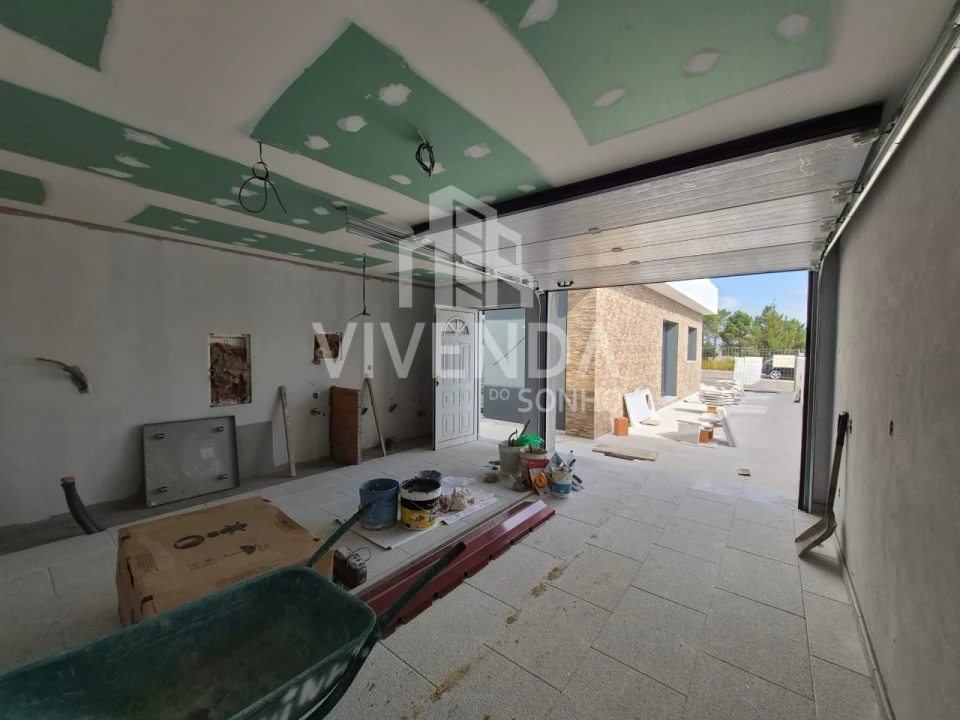 Moradia T4 para Venda em Quinta do Anjo Foto 23