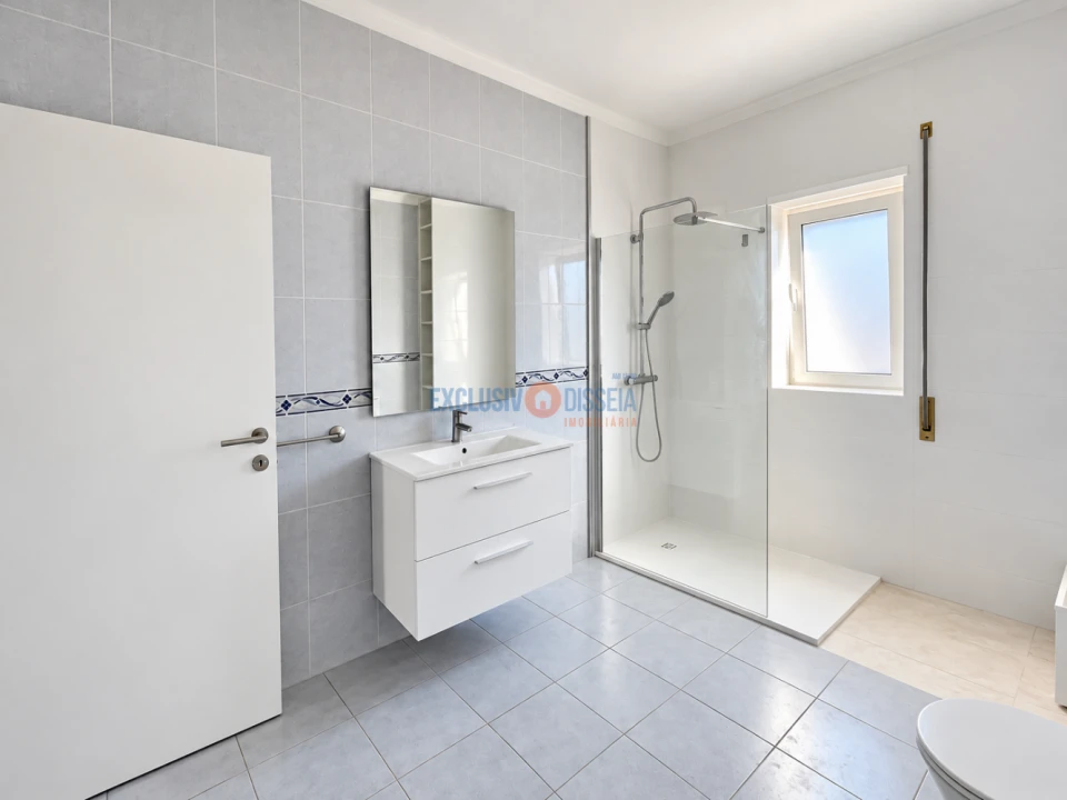 Apartamento T1 para Venda em Aguada de Cima Foto 15