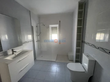 Apartamento T1 para Venda em Aguada de Cima