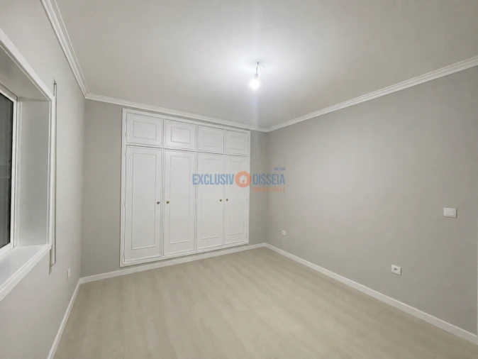Apartamento T1 para Venda em Aguada de Cima Foto 6