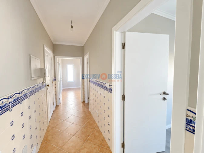 Apartamento T1 para Venda em Aguada de Cima Foto 12