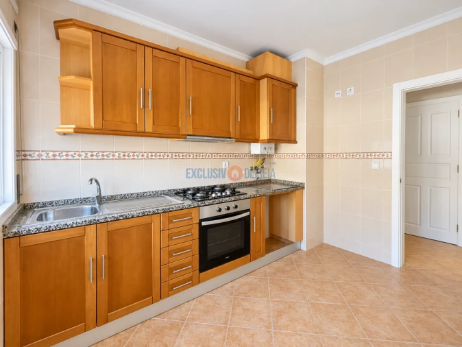 Apartamento T1 para Venda em Aguada de Cima Foto 5