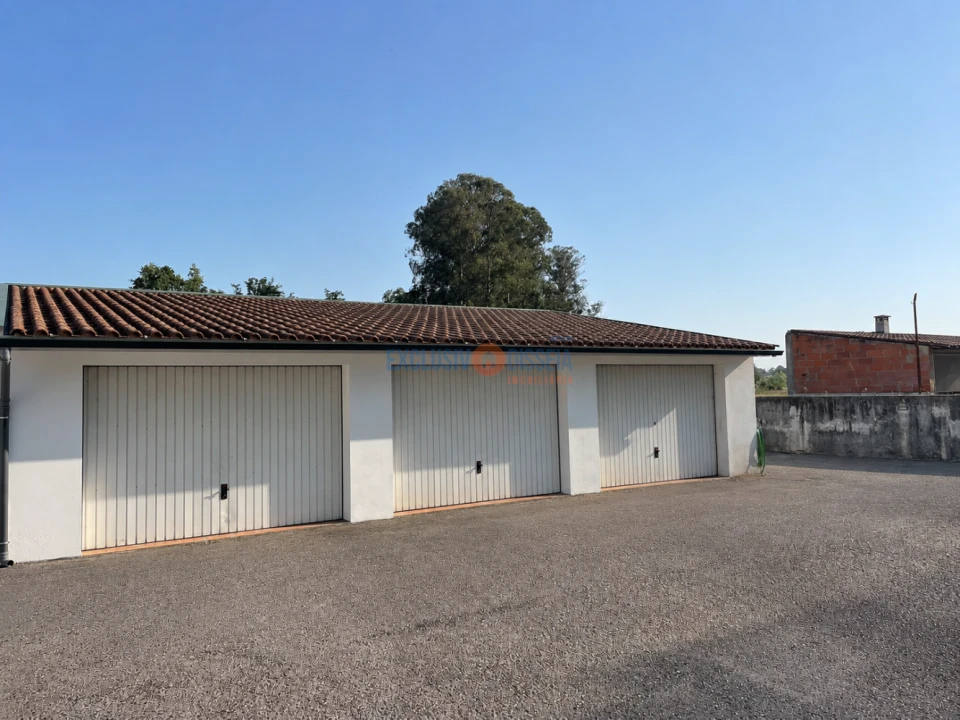Apartamento T1 para Venda em Aguada de Cima Foto 14