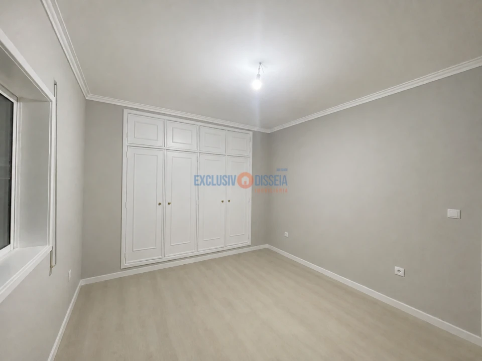 Apartamento T1 para Venda em Aguada de Cima Foto 6