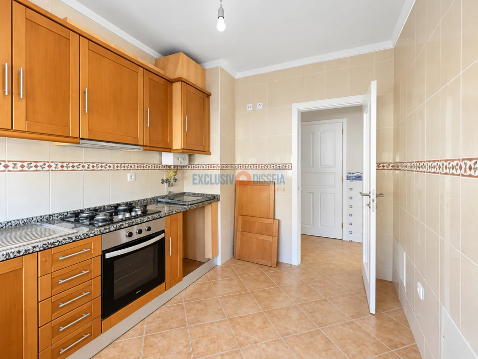 Apartamento T1 para Venda em Aguada de Cima Foto 6