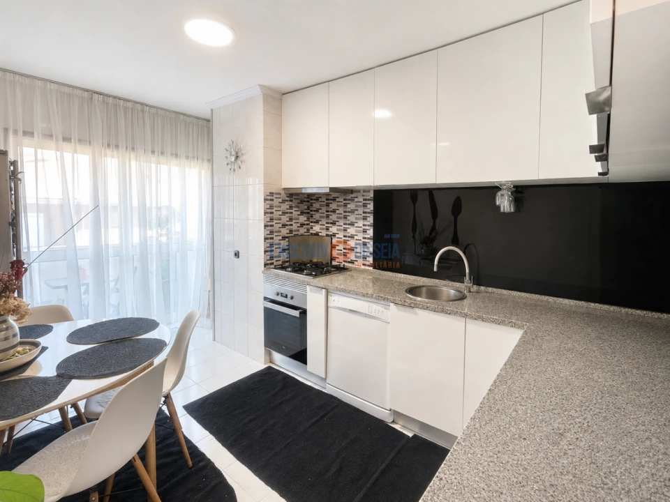 Apartamento T2 para Venda em Branca Foto 2