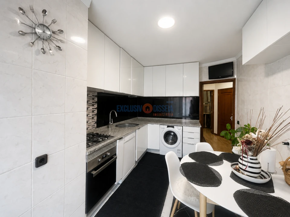 Apartamento T2 para Venda em Branca Foto 3
