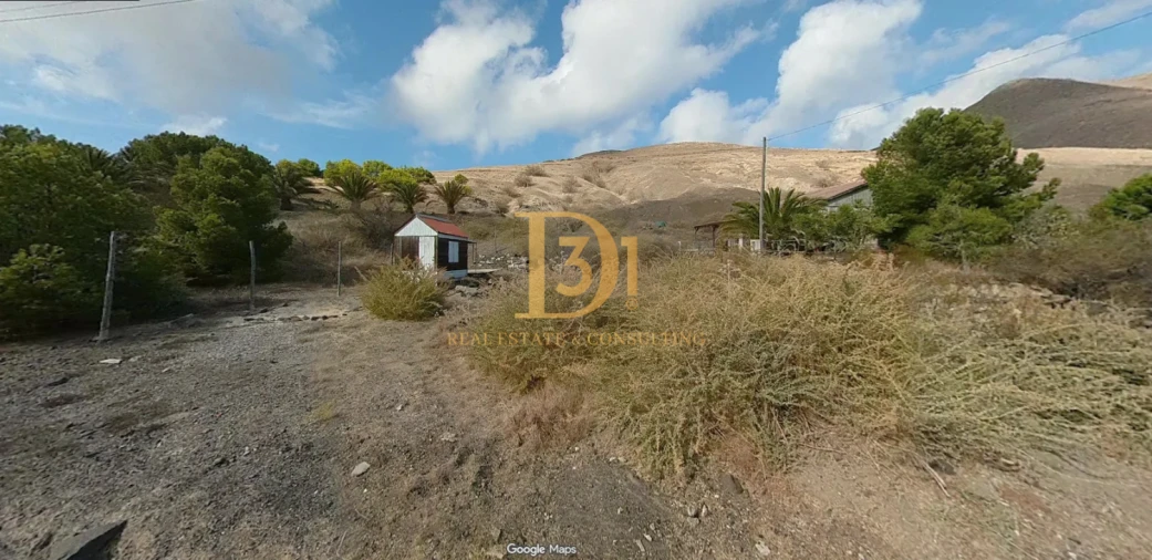 Moradia T1 para Venda em Porto Santo Foto 3